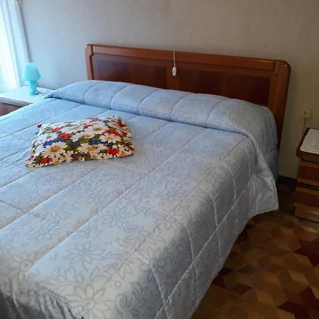 Appartamento Con Parcheggio Pubblico Sotto Casa Saint-Vincent Exteriér fotografie