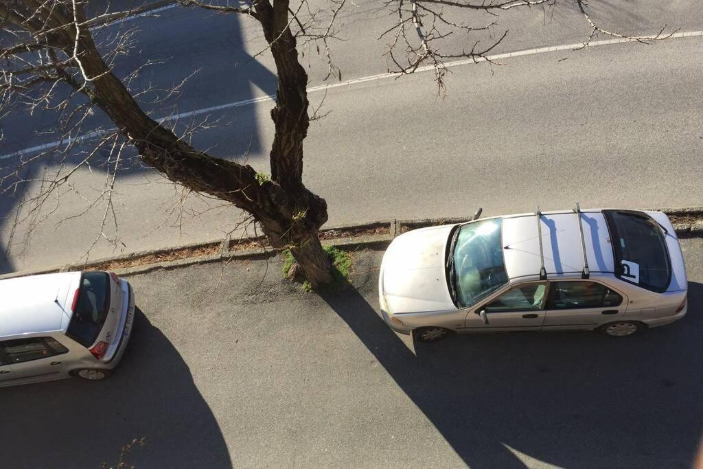 Appartamento Con Parcheggio Pubblico Sotto Casa Saint-Vincent Exteriér fotografie