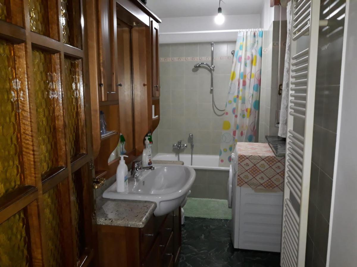 Appartamento Con Parcheggio Pubblico Sotto Casa Saint-Vincent Exteriér fotografie