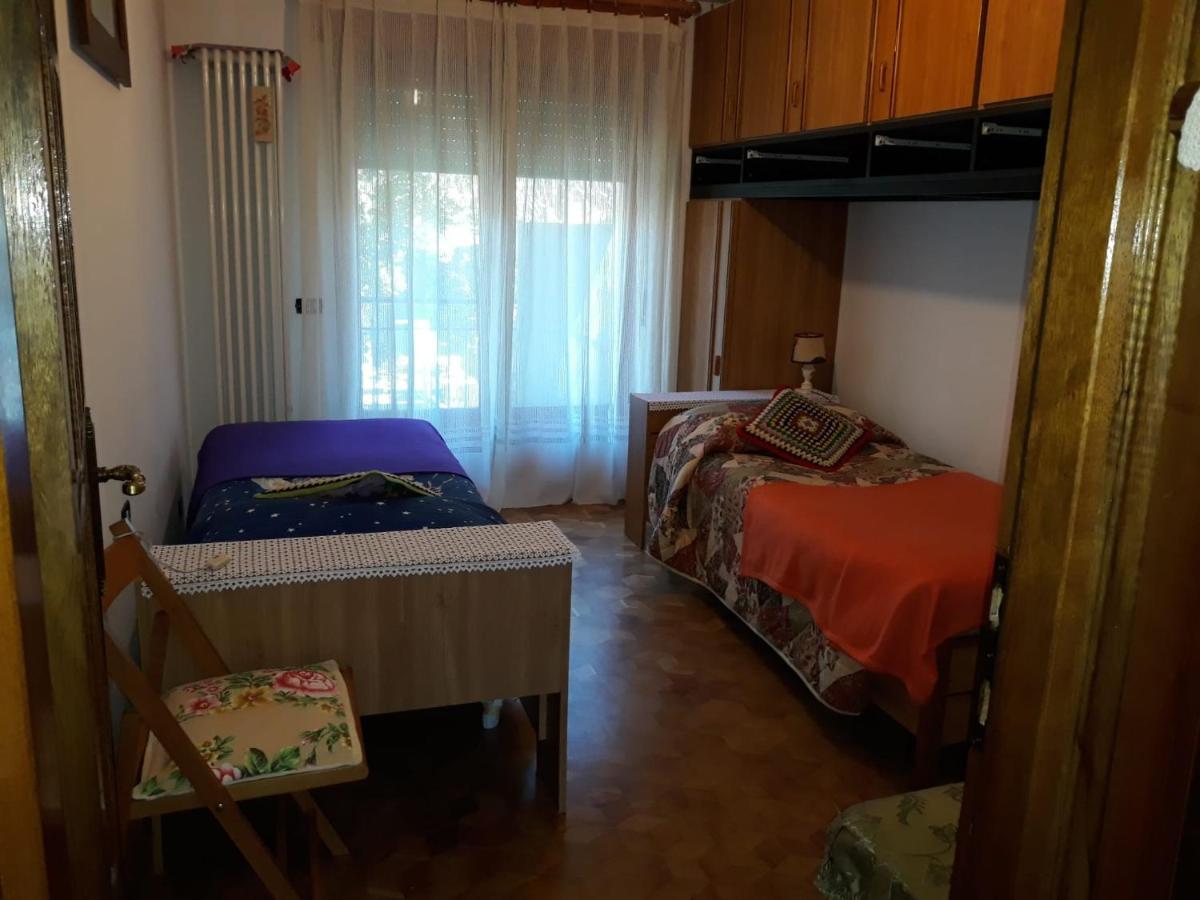Appartamento Con Parcheggio Pubblico Sotto Casa Saint-Vincent Exteriér fotografie